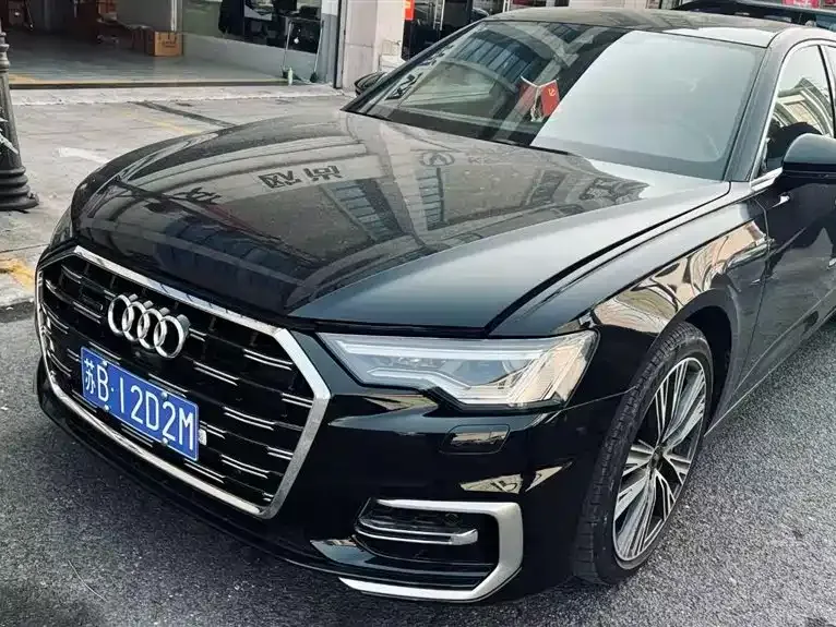 Audi A6L — фото 2