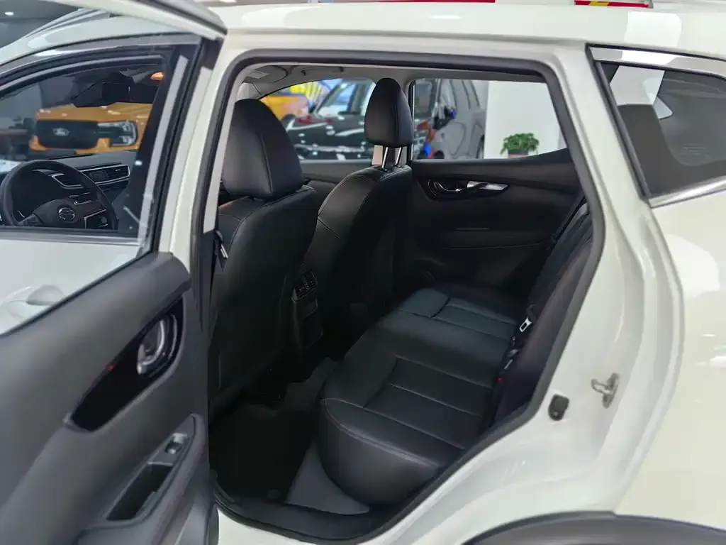 Nissan Qashqai 2022 из CN, фото 4