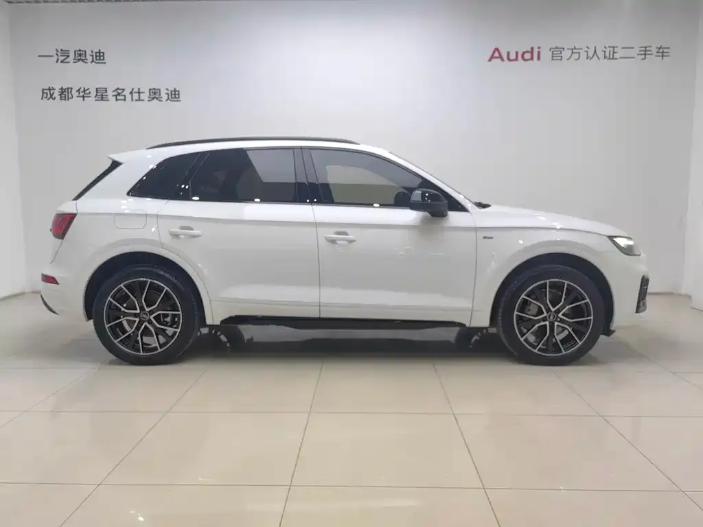 Audi Q5L 2023 из CN, фото 3