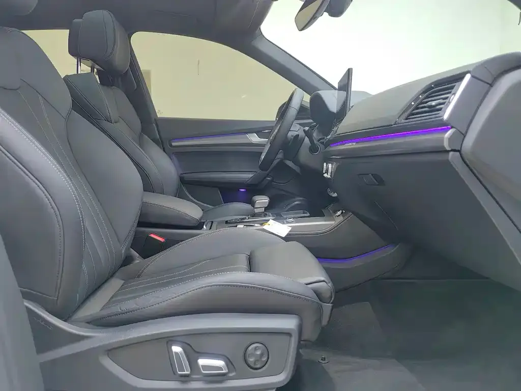 Audi Q5L 2023 из CN, фото 5