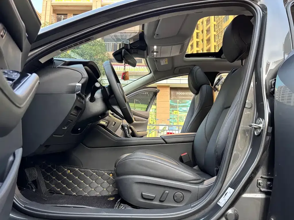 Mazda 3 Axela 2024 из CN, фото 6