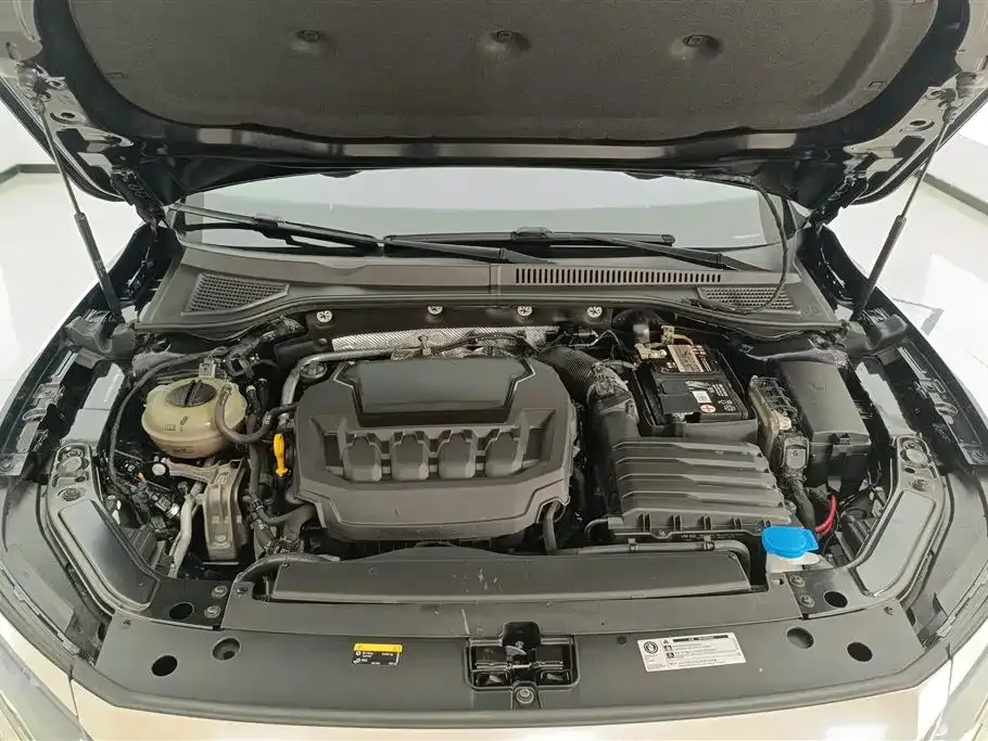 Volkswagen Passat — фото 8