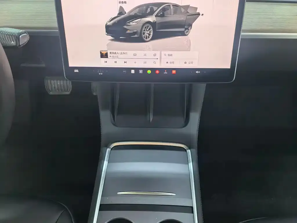 Tesla Model 3 — фото 10