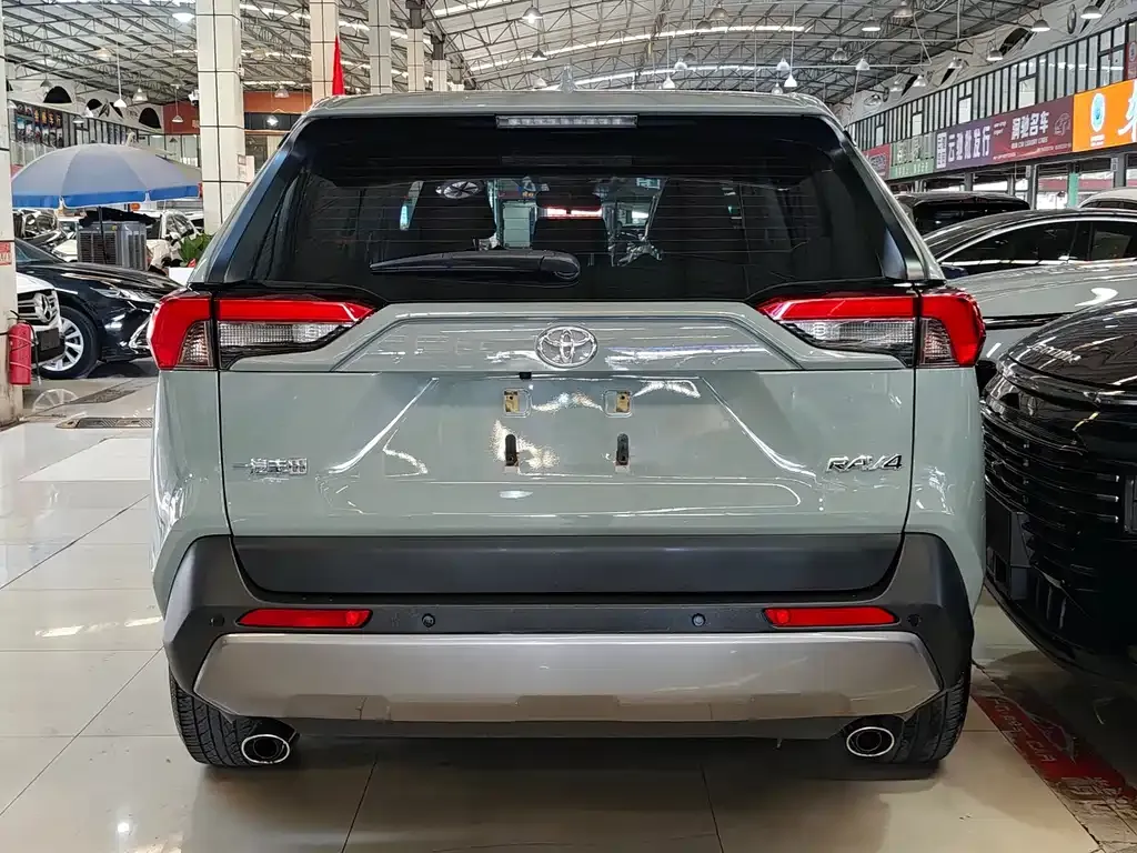 Toyota RAV4 2021 из CN, фото 5