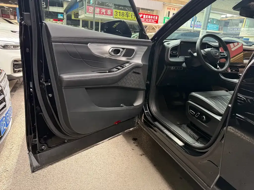 GAC Motor Trumpchi GS8 — фото 2