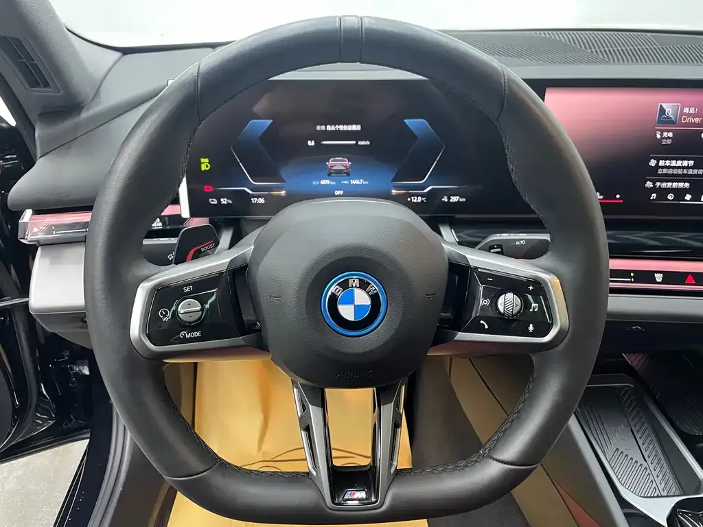 BMW i5 — фото 8
