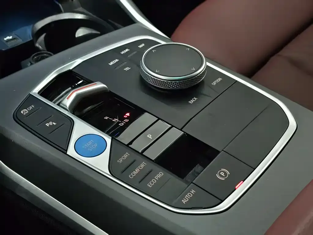 BMW i3 2025 из CN, фото 2