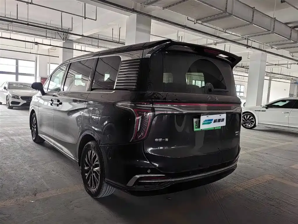 Hongqi HQ9 PHEV 2024 из CN, фото 6
