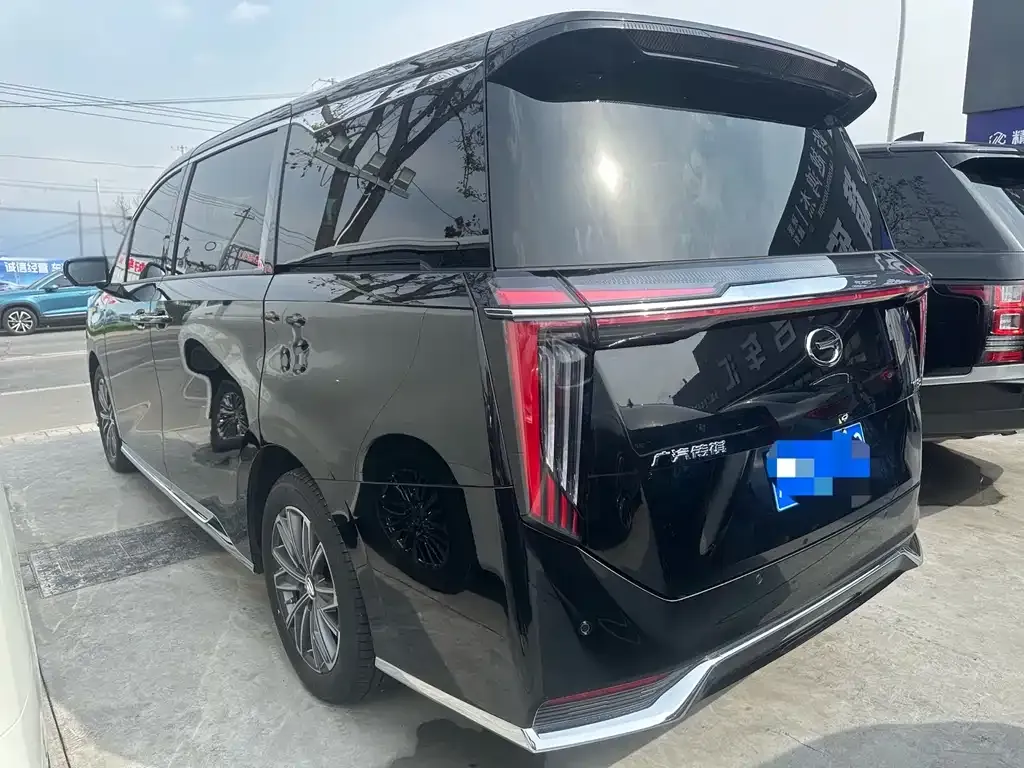 GAC Motor Trumpchi M8 — фото 4