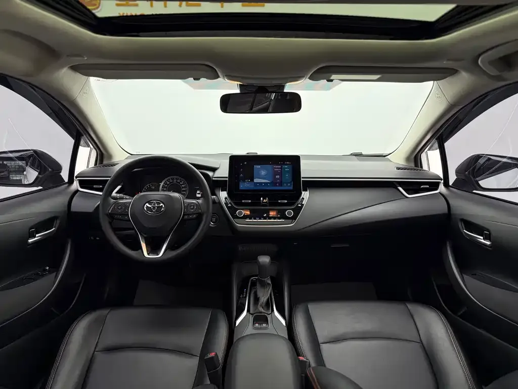 Toyota Corolla 2023 из CN, фото 7