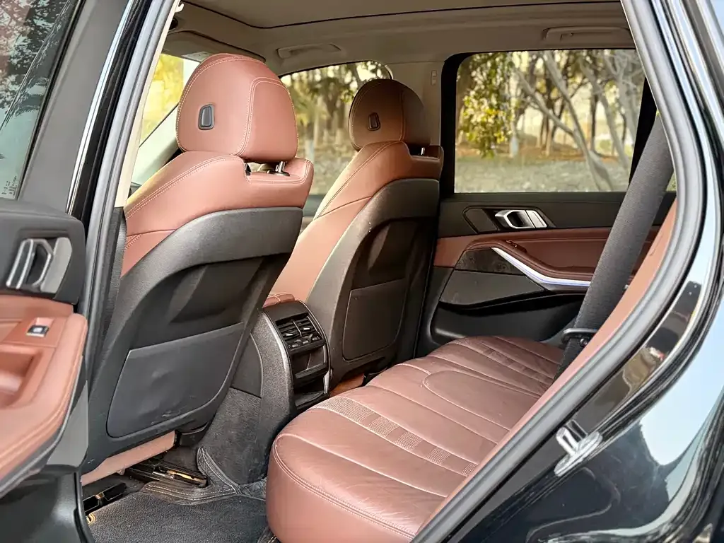 BMW X5 (Import) — фото 4