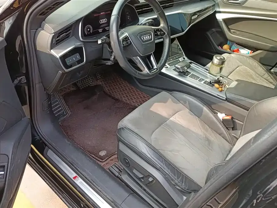 Audi A6L 2021 из CN, фото 10