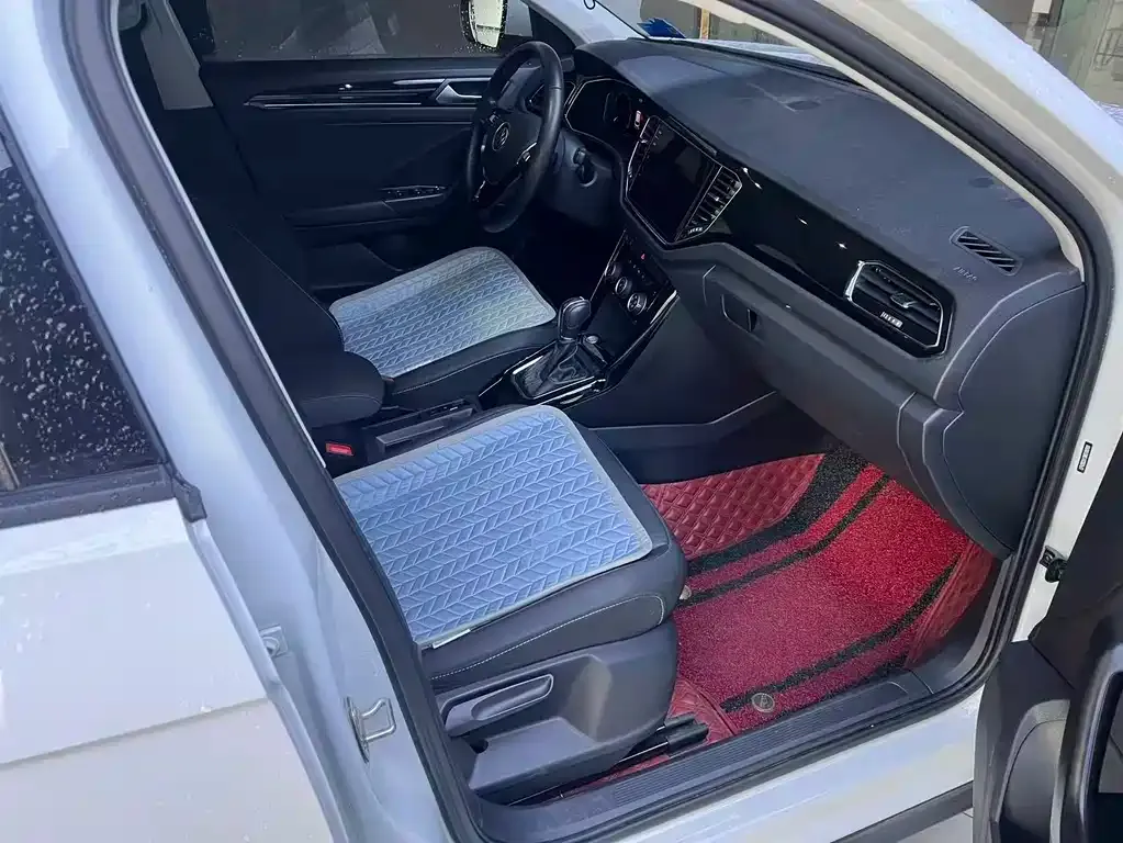Volkswagen T-Roc 2022 из CN, фото 4