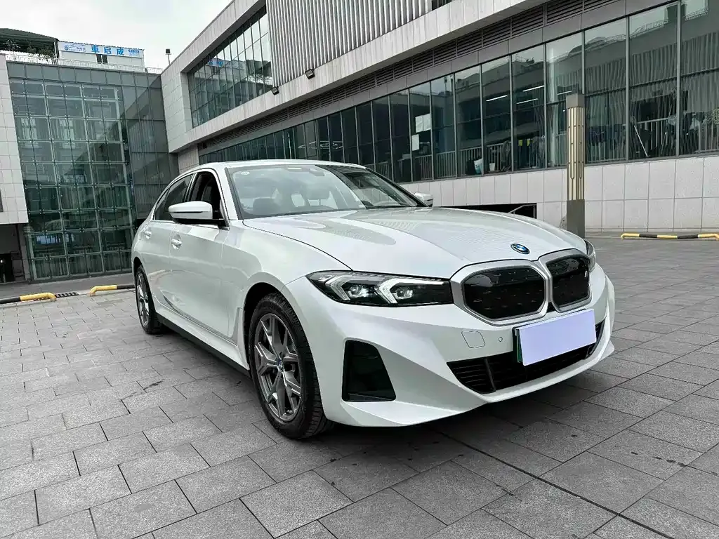 BMW i3 2025 из CN, фото 4