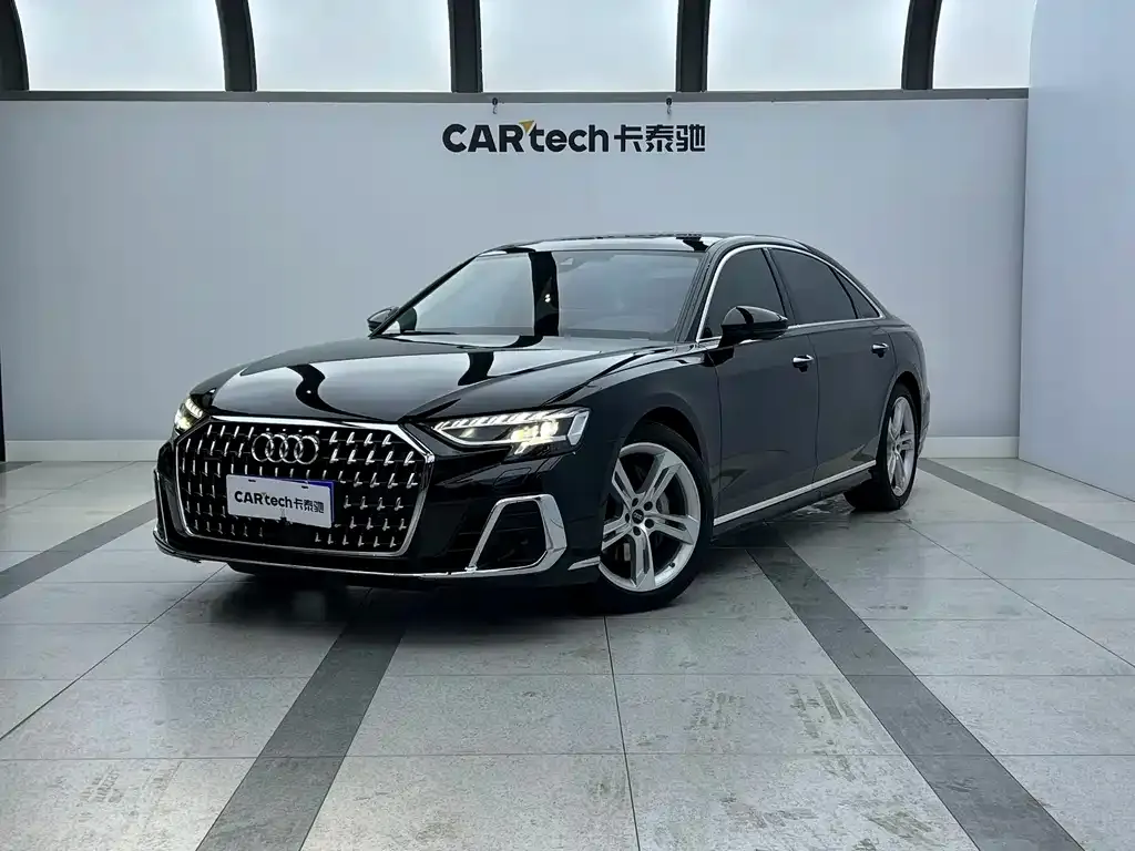 Audi A8 2023 из CN, фото 1