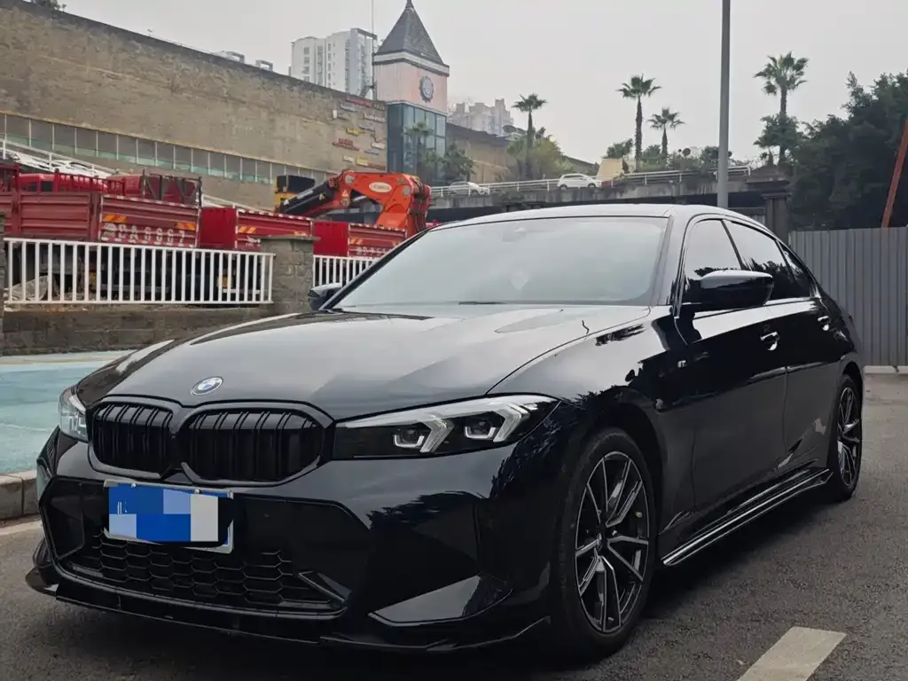 BMW 3 Series — фото 1