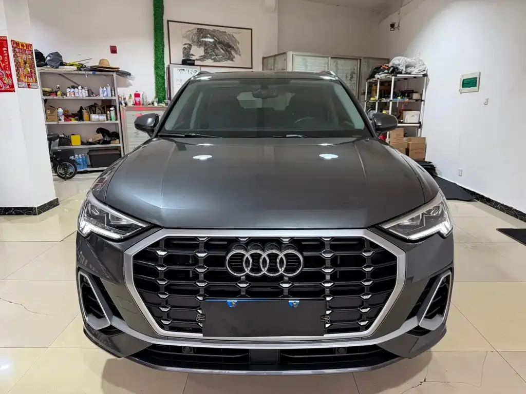 Audi Q3 2023 из CN, фото 3