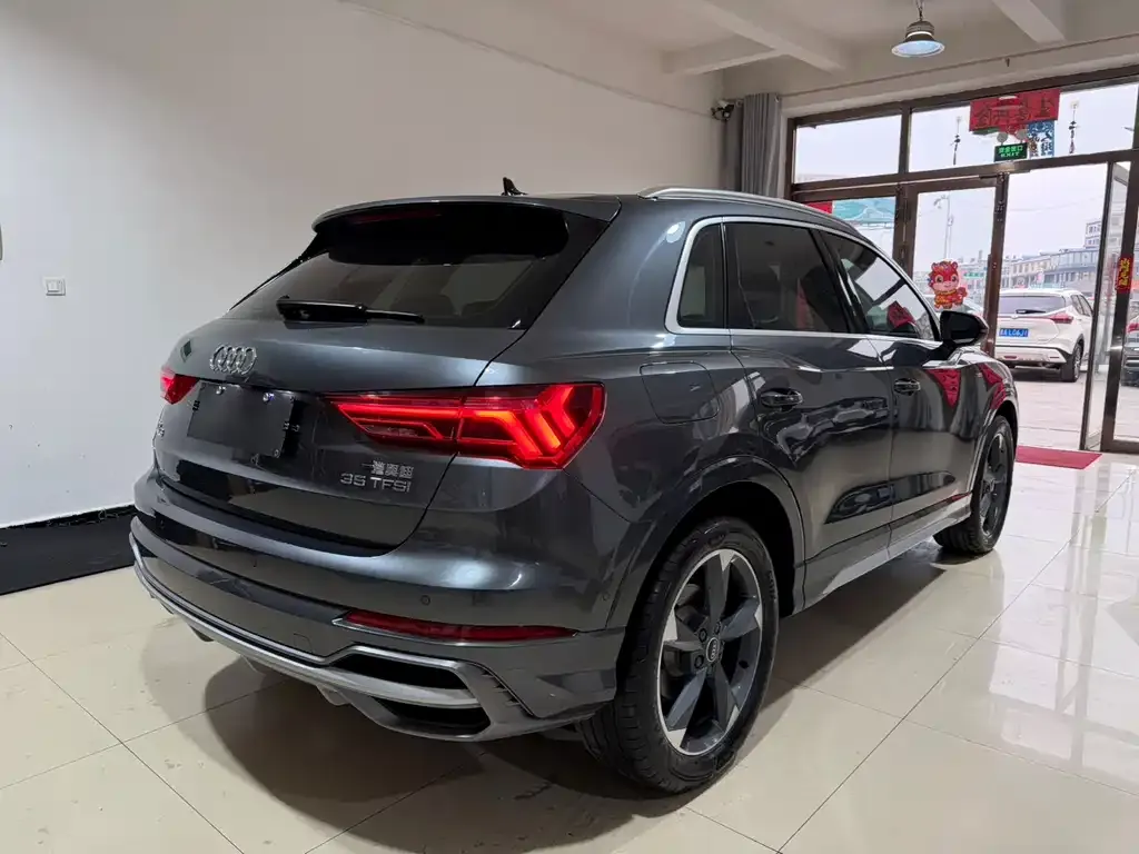 Audi Q3 2023 из CN, фото 8
