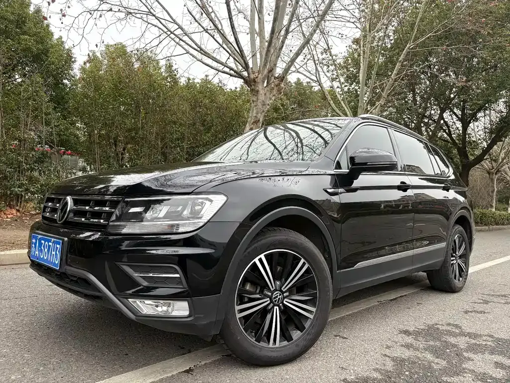 Volkswagen Tiguan L 2021 из CN, фото 1