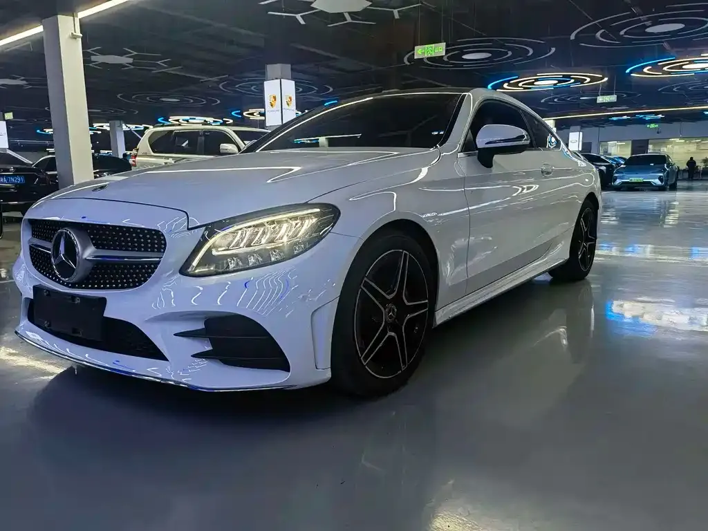 Mercedes-Benz C-Class (Import) — фото 1