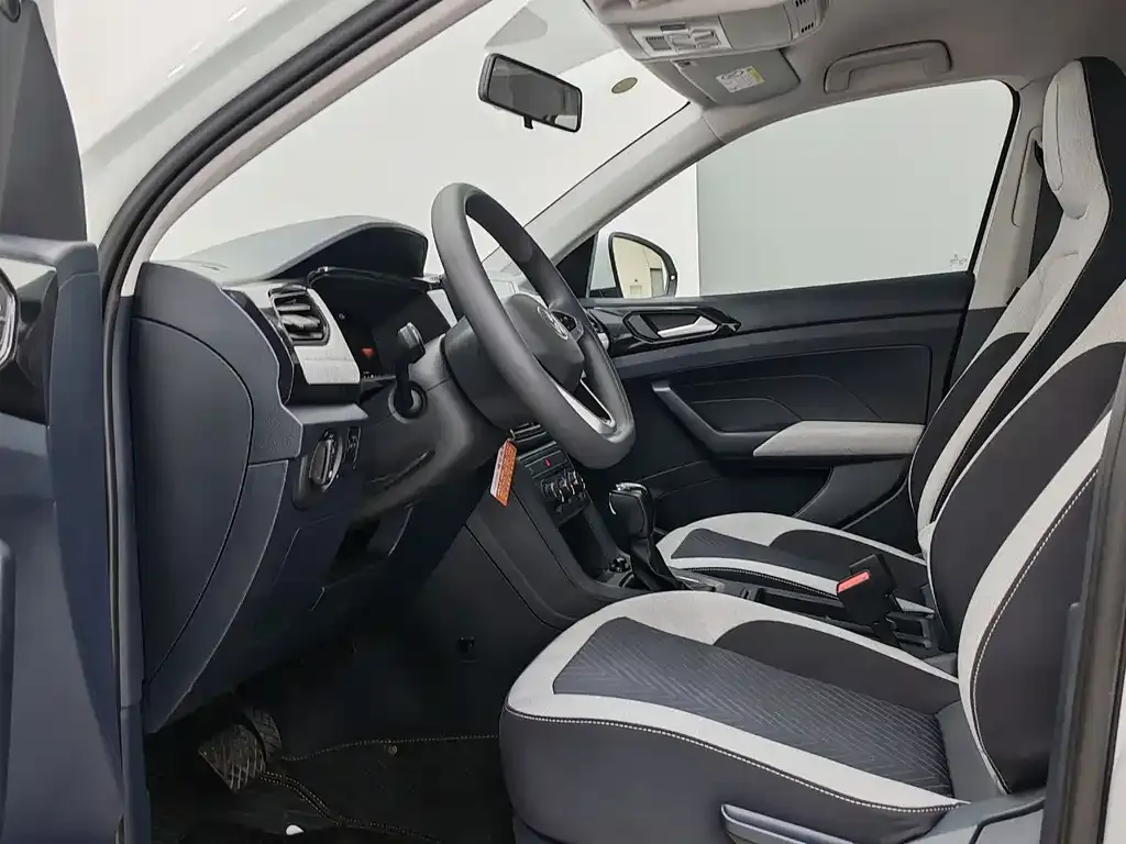 Volkswagen Tharu 2025 из CN, фото 8