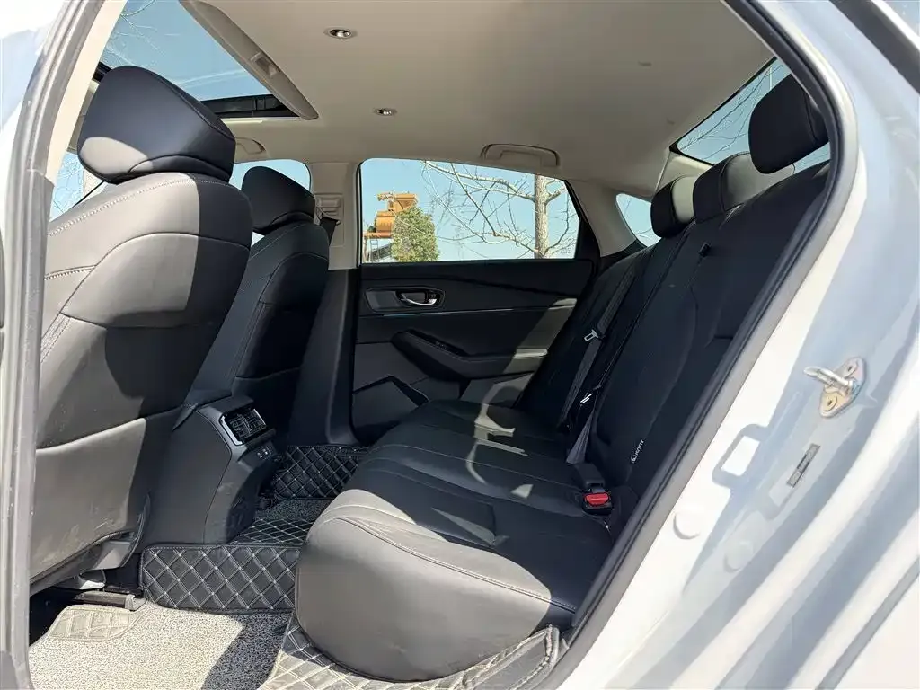 Honda Accord — фото 4