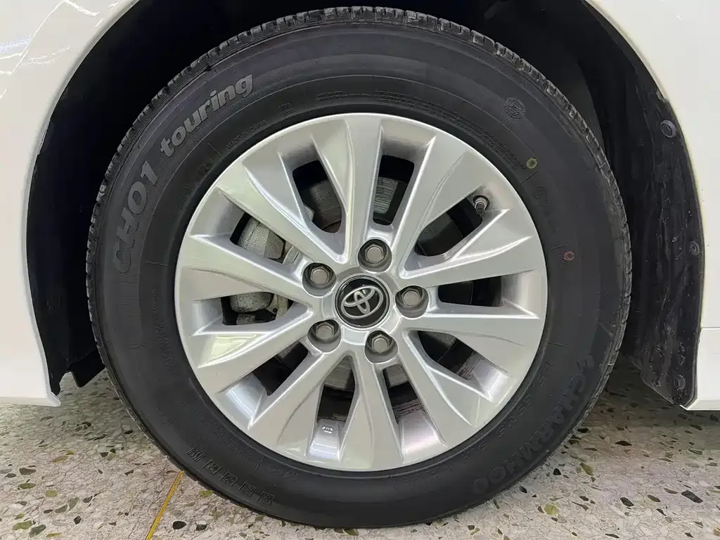 Toyota Corolla 2022 из CN, фото 2