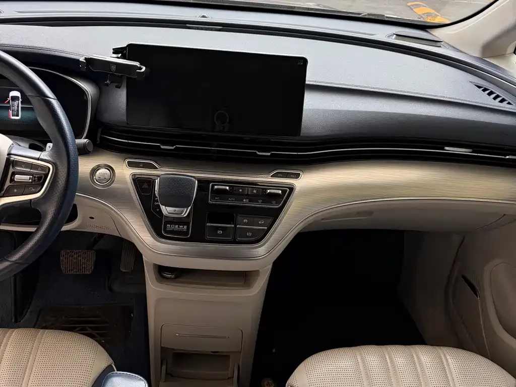 Roewe iMAX8 — фото 8