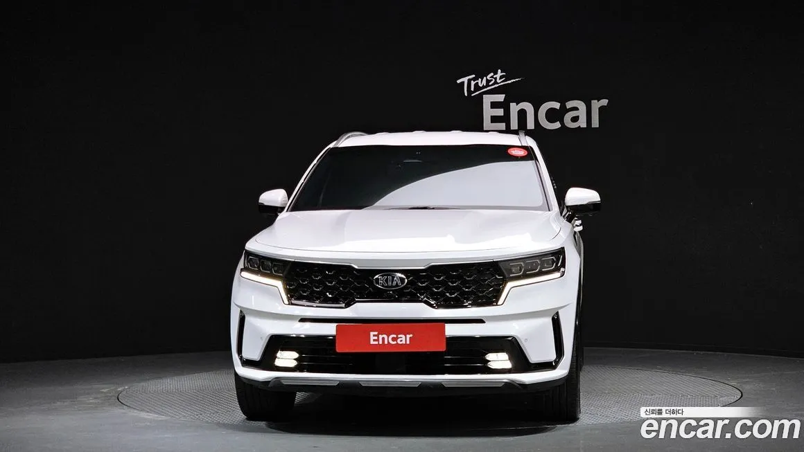 Kia Sorento — фото 7