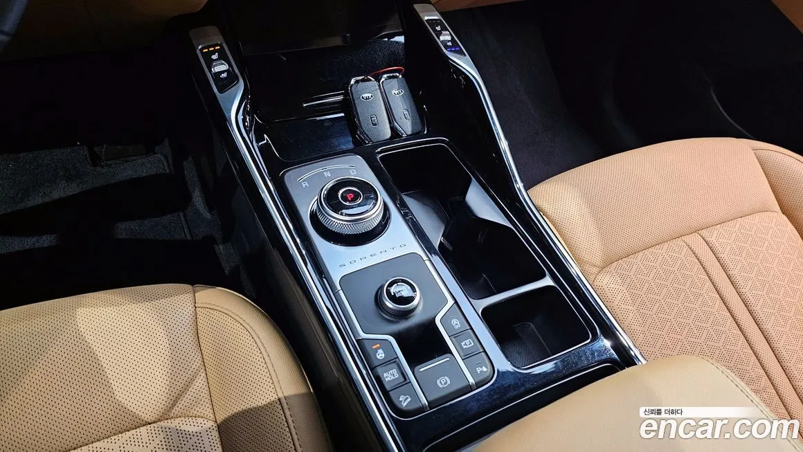 Kia Sorento — фото 10