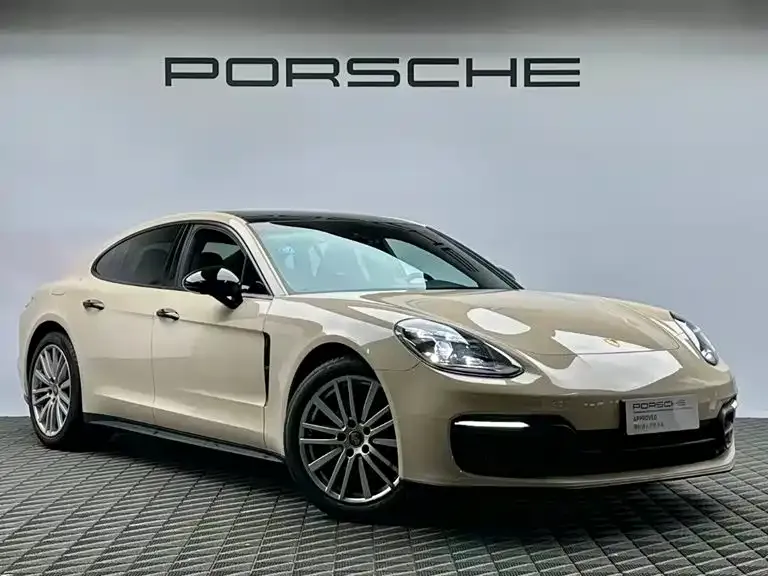 Porsche Panamera — фото 6