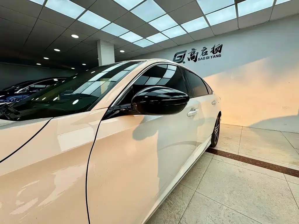 Honda Accord — фото 5