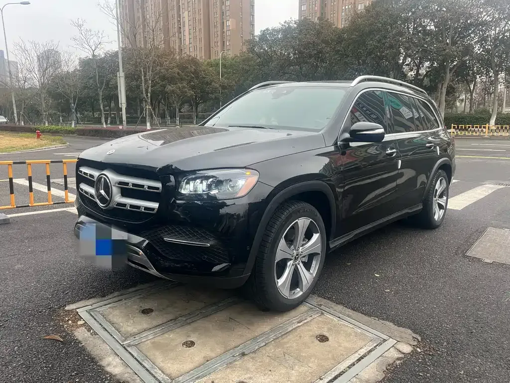 Mercedes-Benz GLS — фото 1