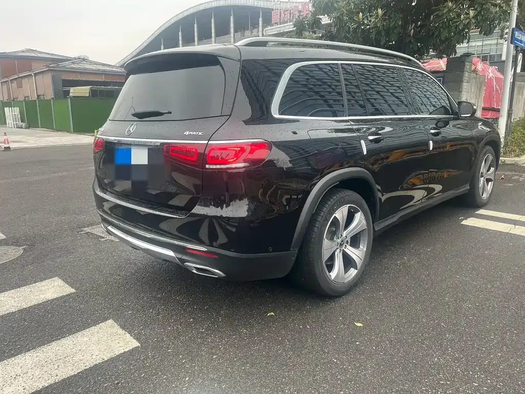 Mercedes-Benz GLS — фото 5