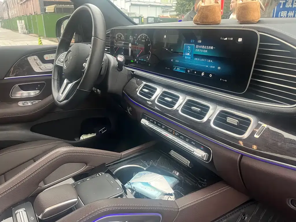 Mercedes-Benz GLS — фото 3