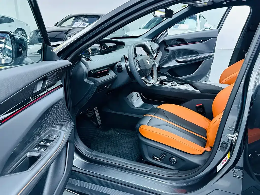 Changan UNI-V 2025 из CN, фото 5