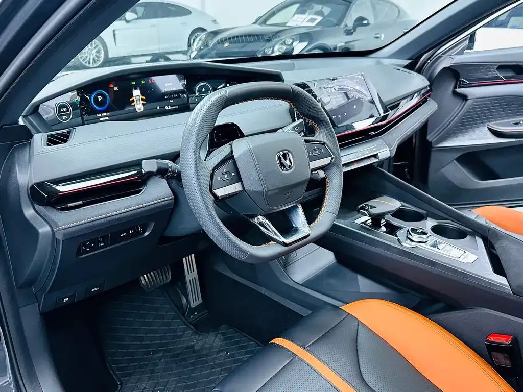 Changan UNI-V 2025 из CN, фото 7