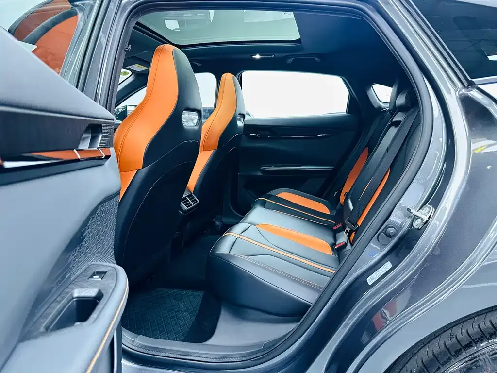 Changan UNI-V 2025 из CN, фото 4
