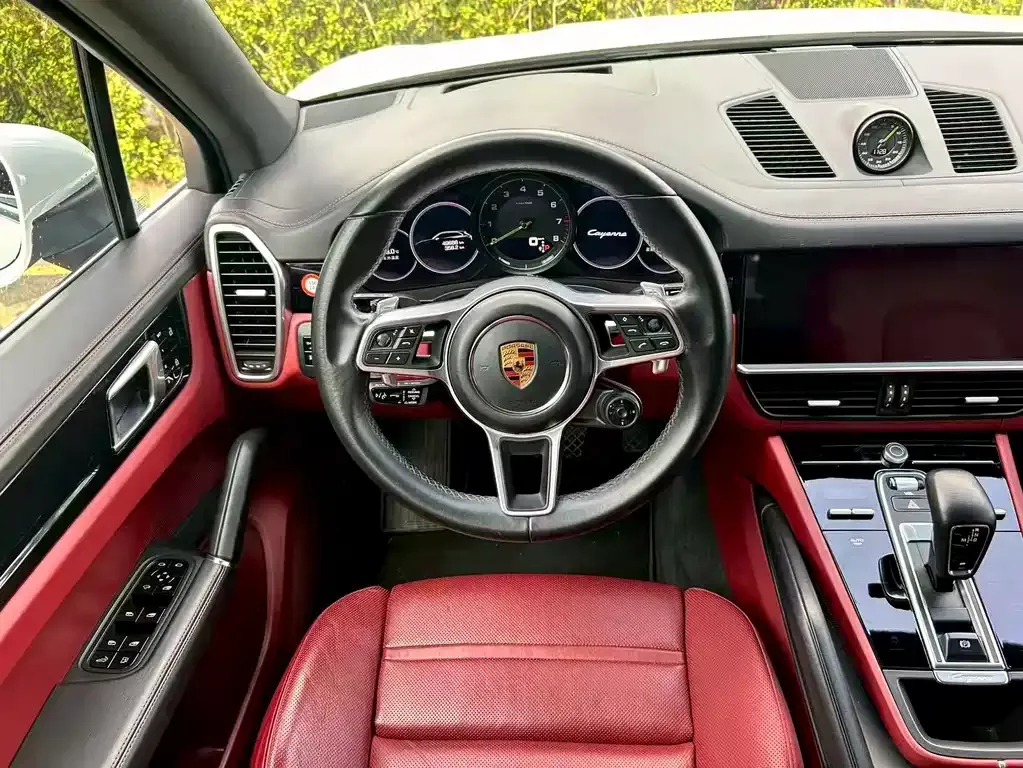 Porsche Cayenne Hybrid — фото 8