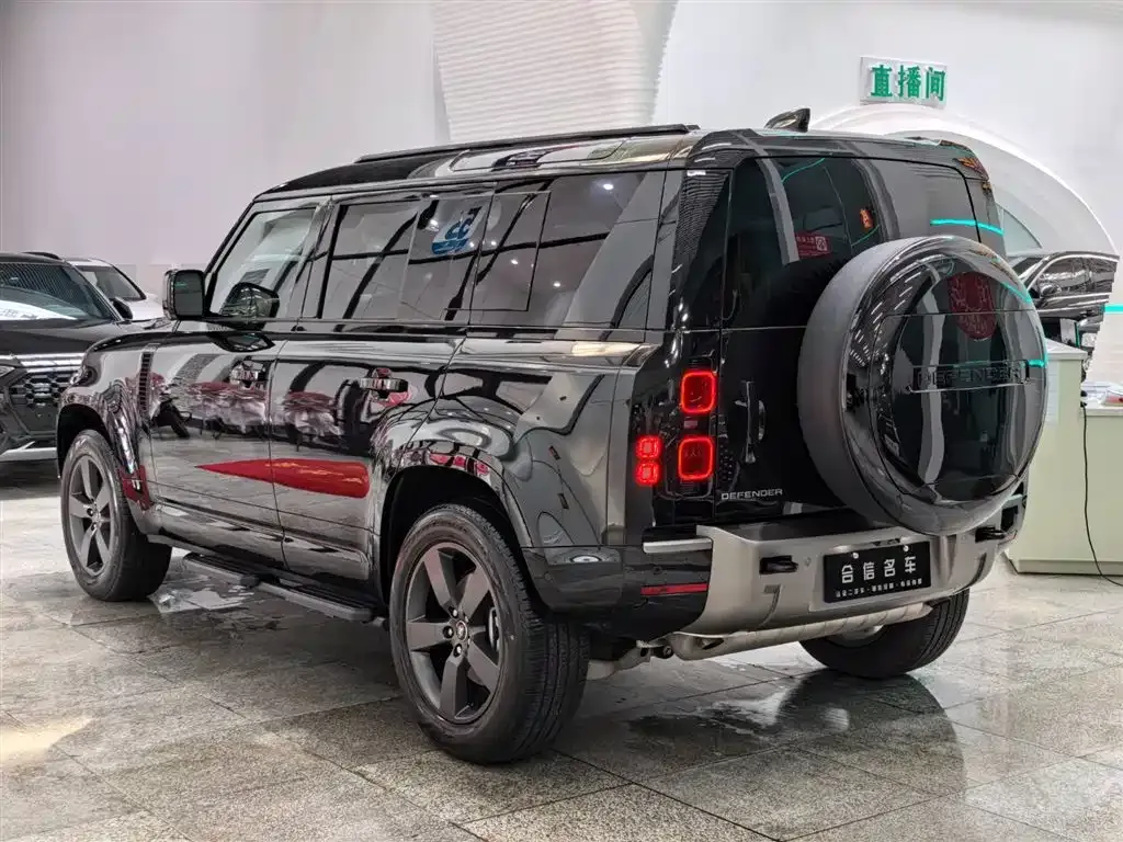 Land Rover Defender — фото 3