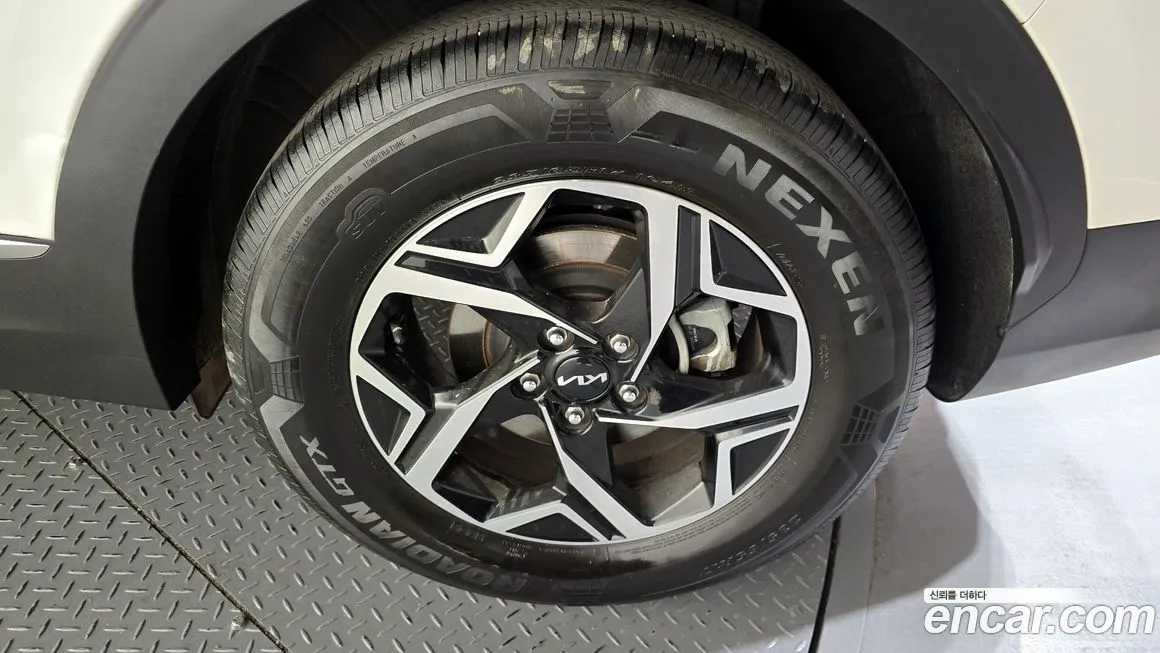 Kia Sportage — фото 2