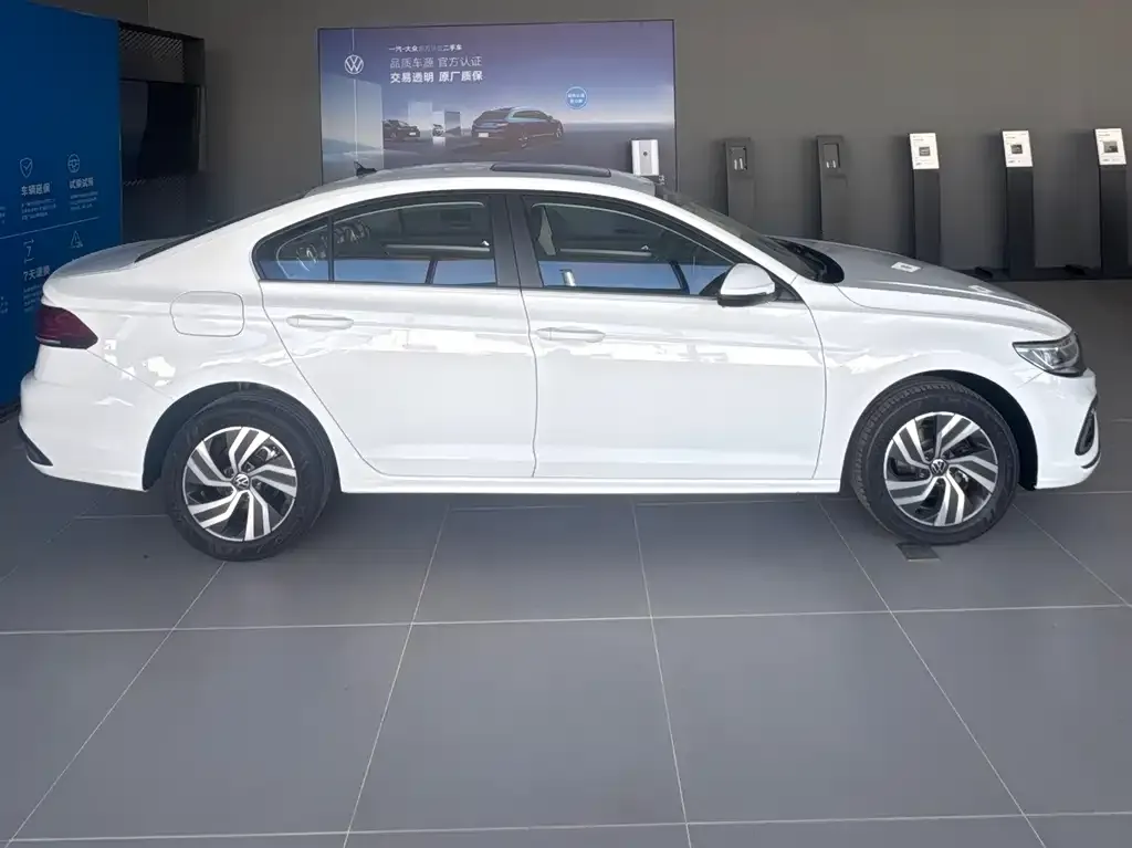 Volkswagen Bora 2026 из CN, фото 4
