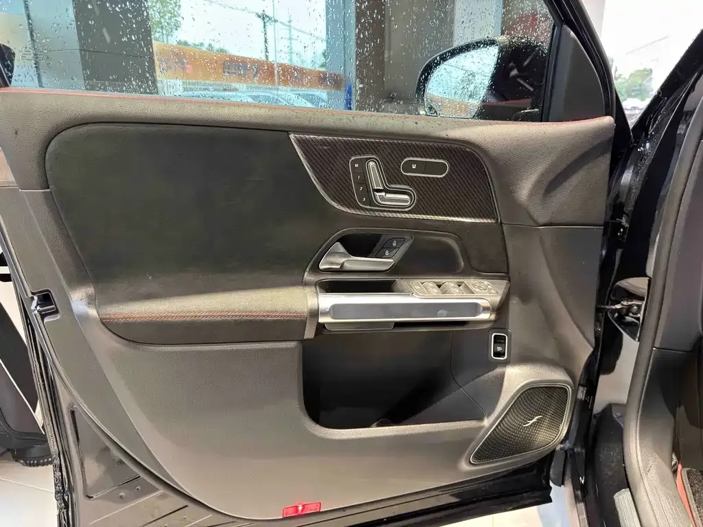 Mercedes-Benz GLB AMG 2025 из CN, фото 8