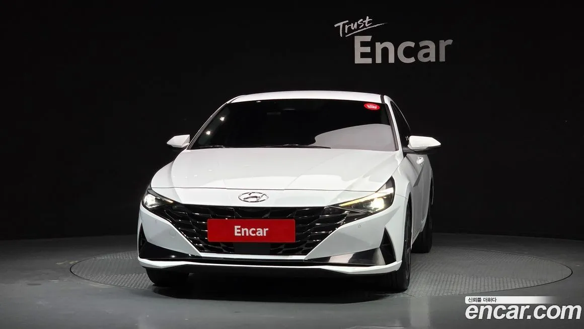 Hyundai AVANTE — фото 2