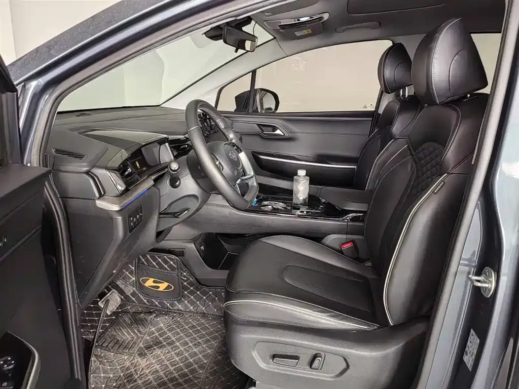 Hyundai Custo — фото 10
