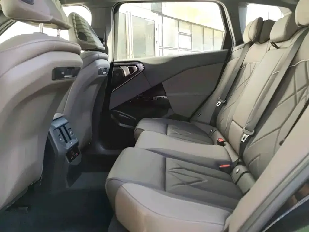 BMW X3 2025 из CN, фото 2