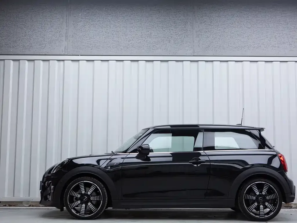 MINI Cooper (3-door) 2024 из CN, фото 7