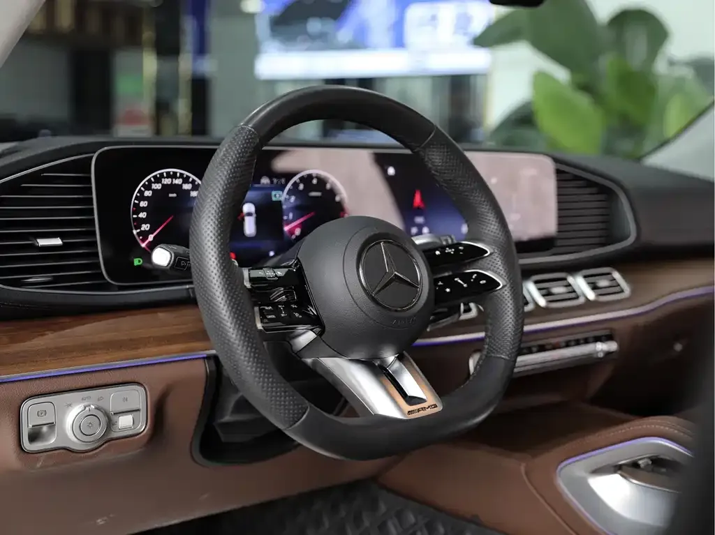 Mercedes-Benz GLE — фото 5