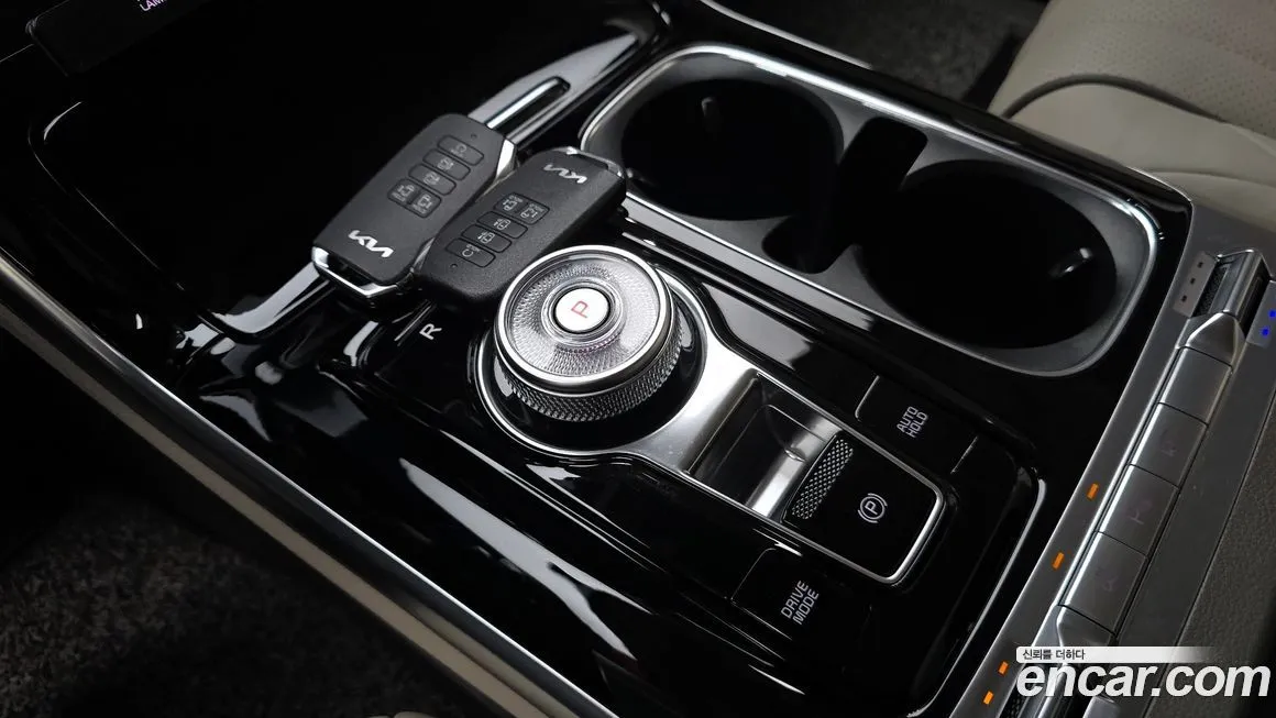 Kia Carnival — фото 2