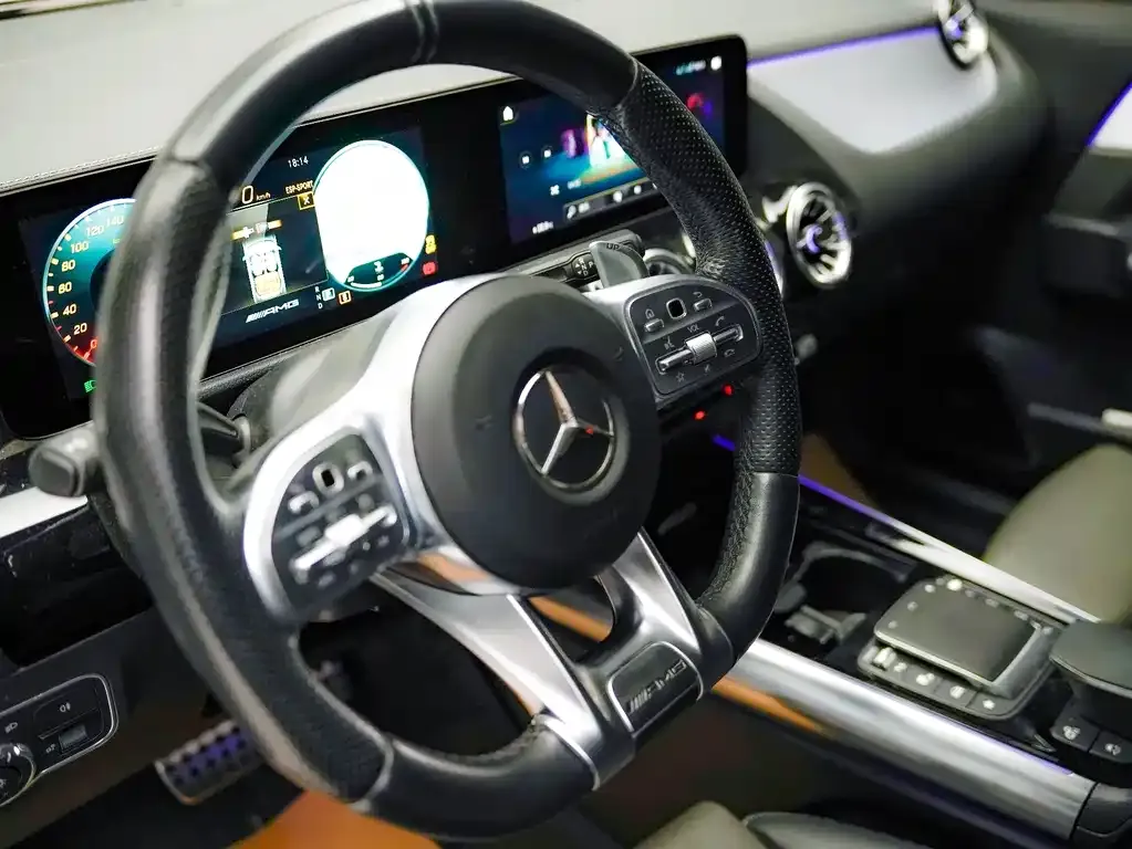 Mercedes-Benz GLA AMG — фото 7